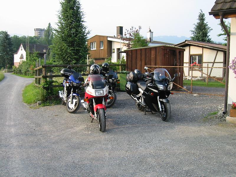 108-0865_IMG.JPG